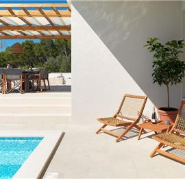 3 bedroom villa with pool and sea views Hvar island sleeps 6